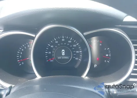 2015 Kia Optima Lx z USA, uszkodzony, nr VIN 5XXGM4A78FG380301